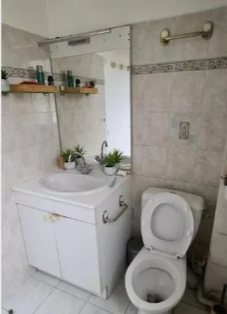Pour 1a 4 Personnes Sans Cuisine